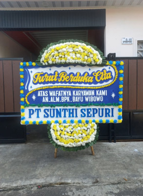 Papan Bunga Duka di Anggut Atas