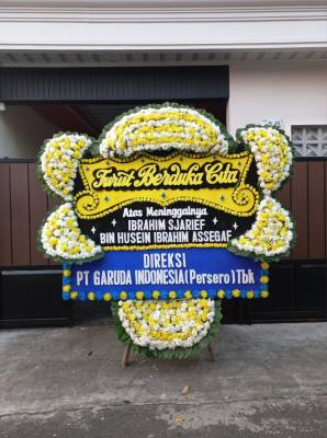 Papan Bunga Duka di Anggut Atas